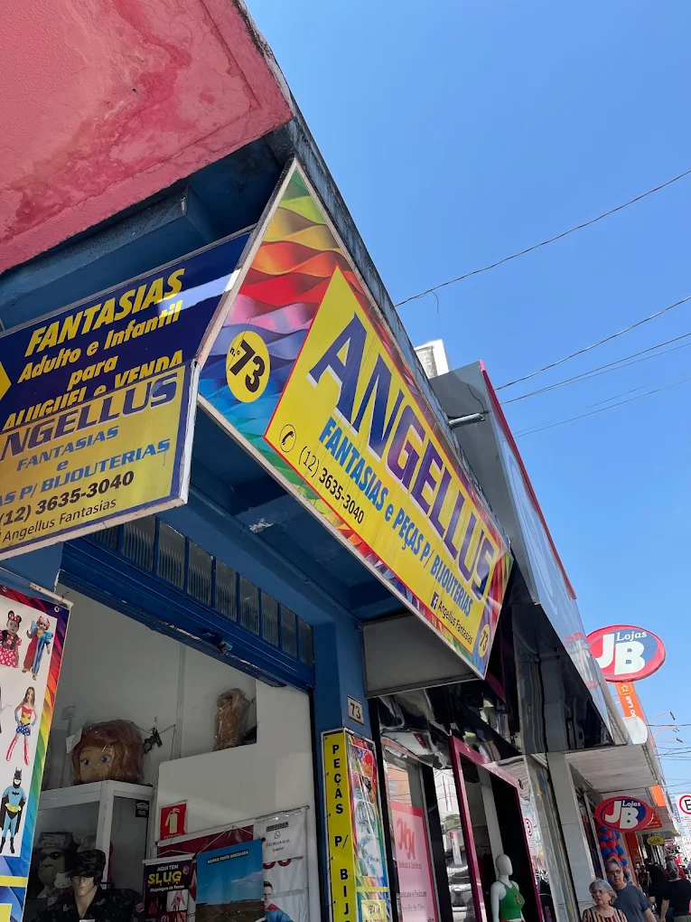 Fachada da loja Angellus Fantasias no Centro de Taubaté/SP
